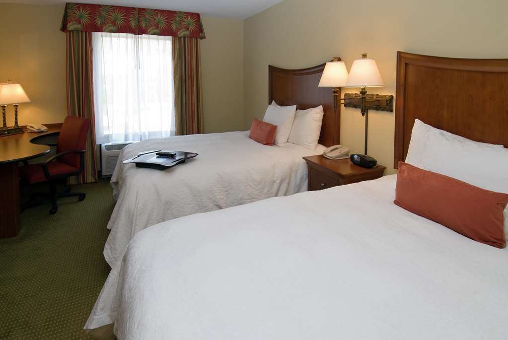 Hampton Inn & Suites Fort Myers Estero Quarto foto